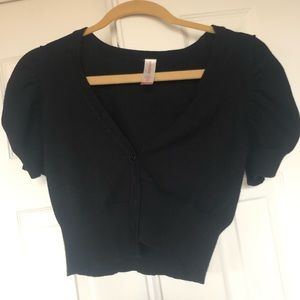 Black Short Sleeve Sweater